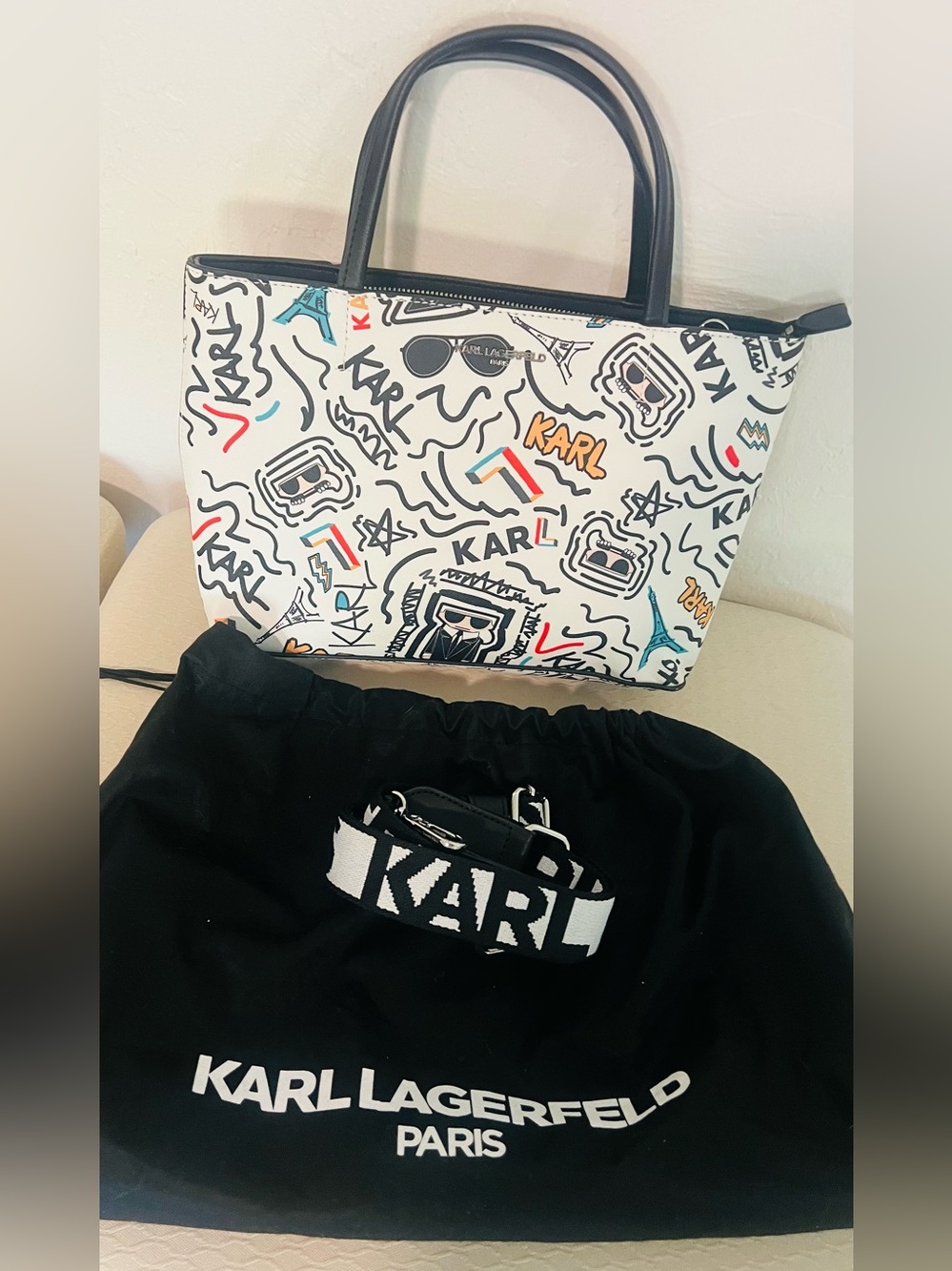 Karl Lagerfeld Paris White Graffiti Crossbody Shoulder Bag - Picture 3 of 15